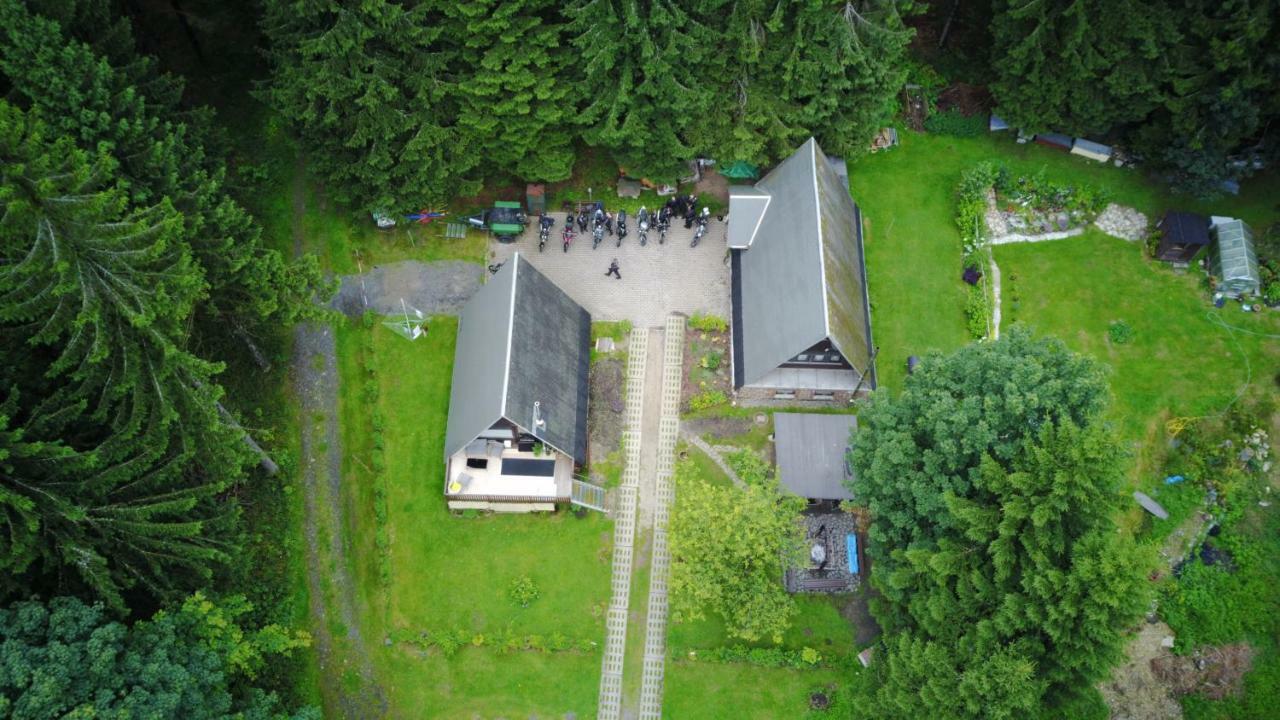 Villa Wanderhuette Zum Bernhardsthal Esterno foto